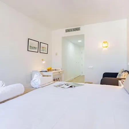 New Reformada Con Excelente Ubicacion * Seville